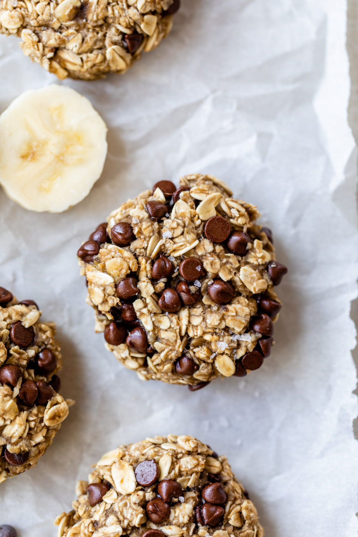 3-ingredient banana oatmeal cookies