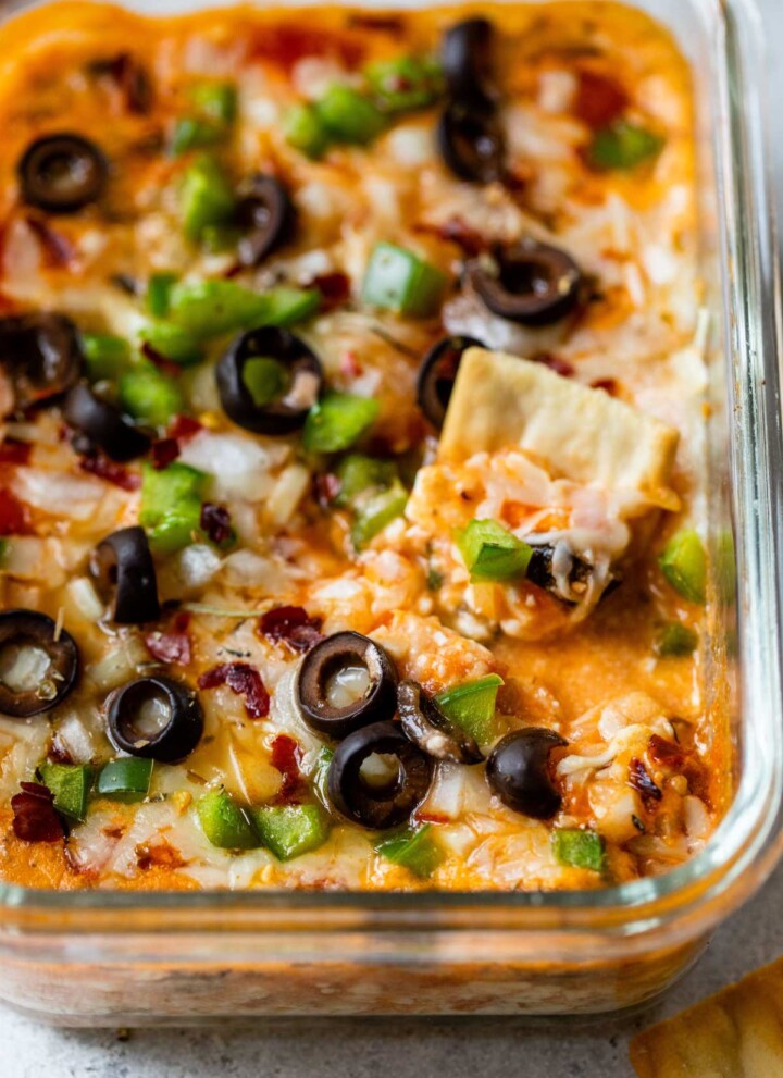 Cottage cheese pizza bowl with a chip in it.
