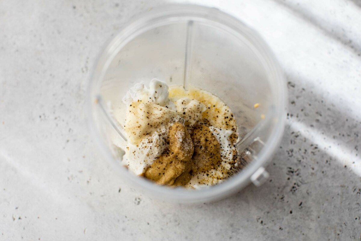 Add mayo, Greek yogurt and flavorings to blender.