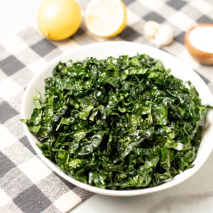 simple_kale_salad
